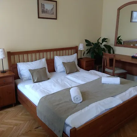 Merlin 3* Prague