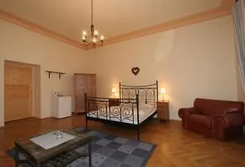 Merlin 3* Prague